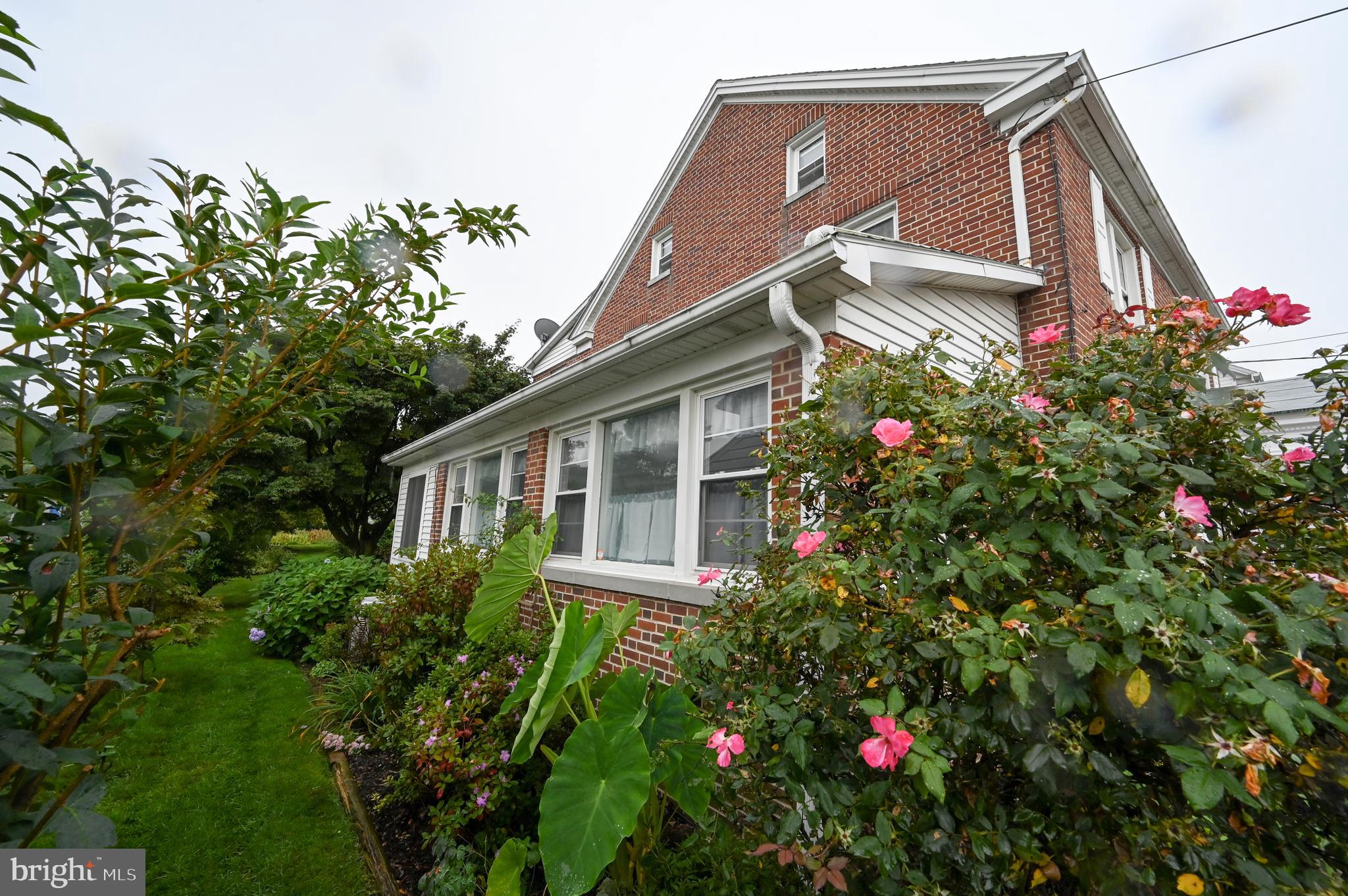 13 York Street Spring Grove, PA 17362 - Photo 4 of 67 Gallery Image 4