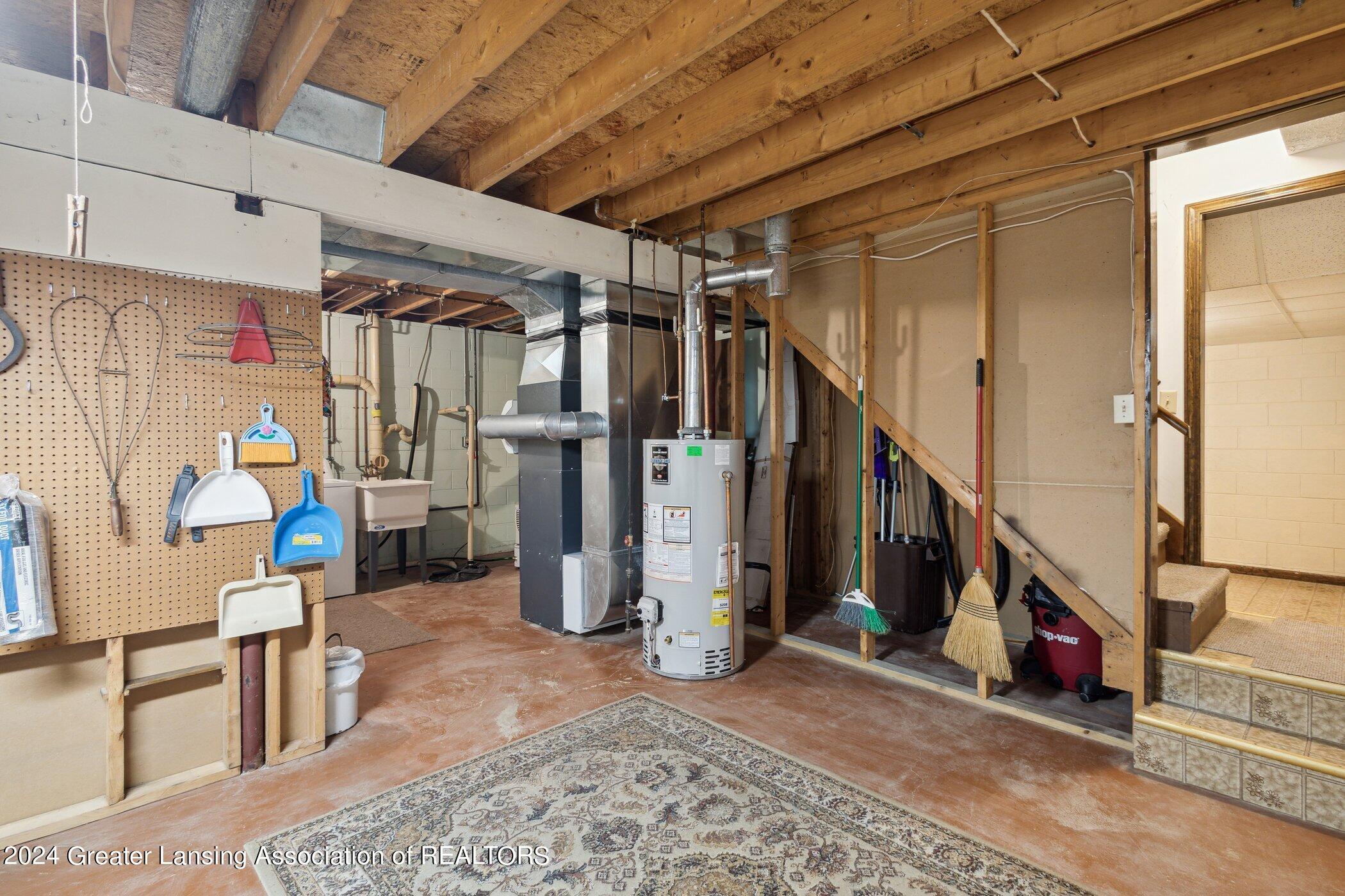 6291 Ridge Street Haslett, MI 48840 - Photo 31 of 31 6291-Ridge-St-Haslett-MI-48840-WindowSti