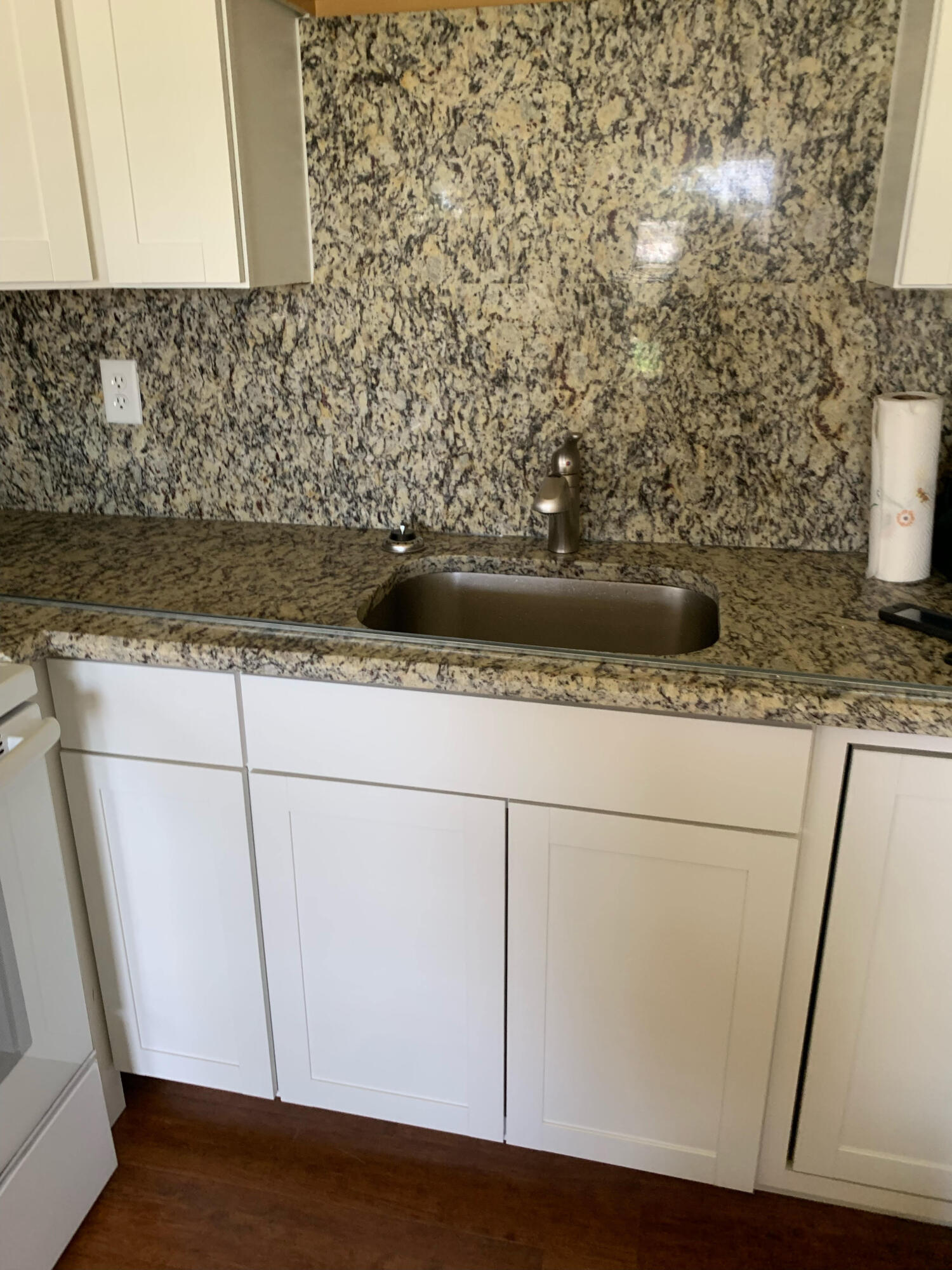 1211 West 2nd Street Riviera Beach, FL 33404 - Photo 11 of 30 mls sink splash
