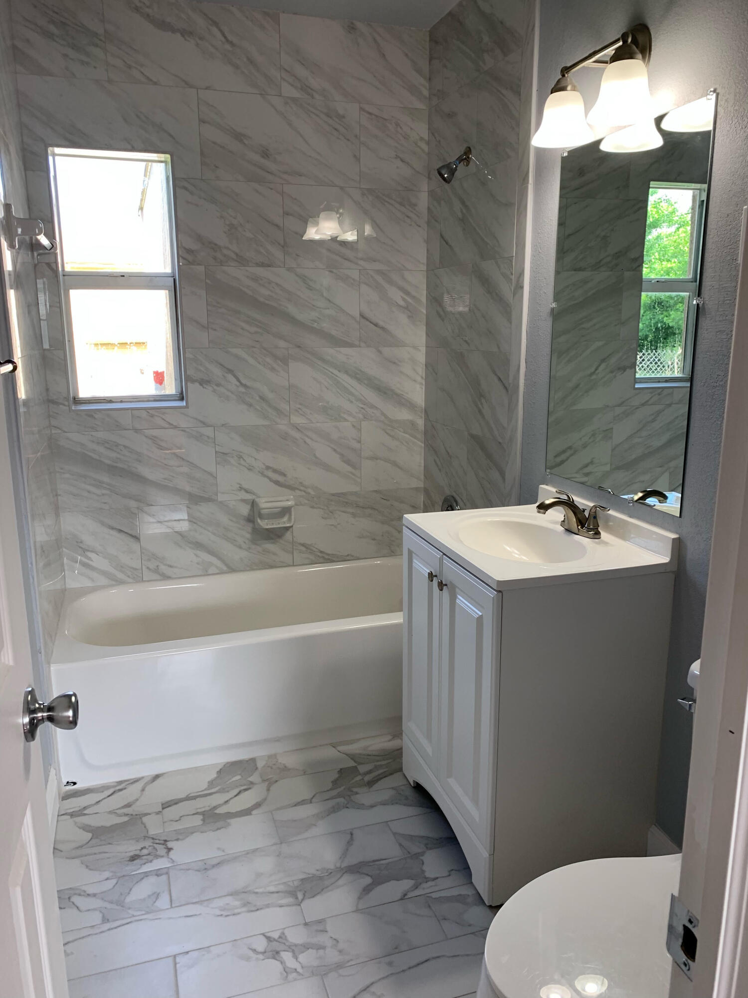 1211 West 2nd Street Riviera Beach, FL 33404 - Photo 15 of 30 mls bathroom 1