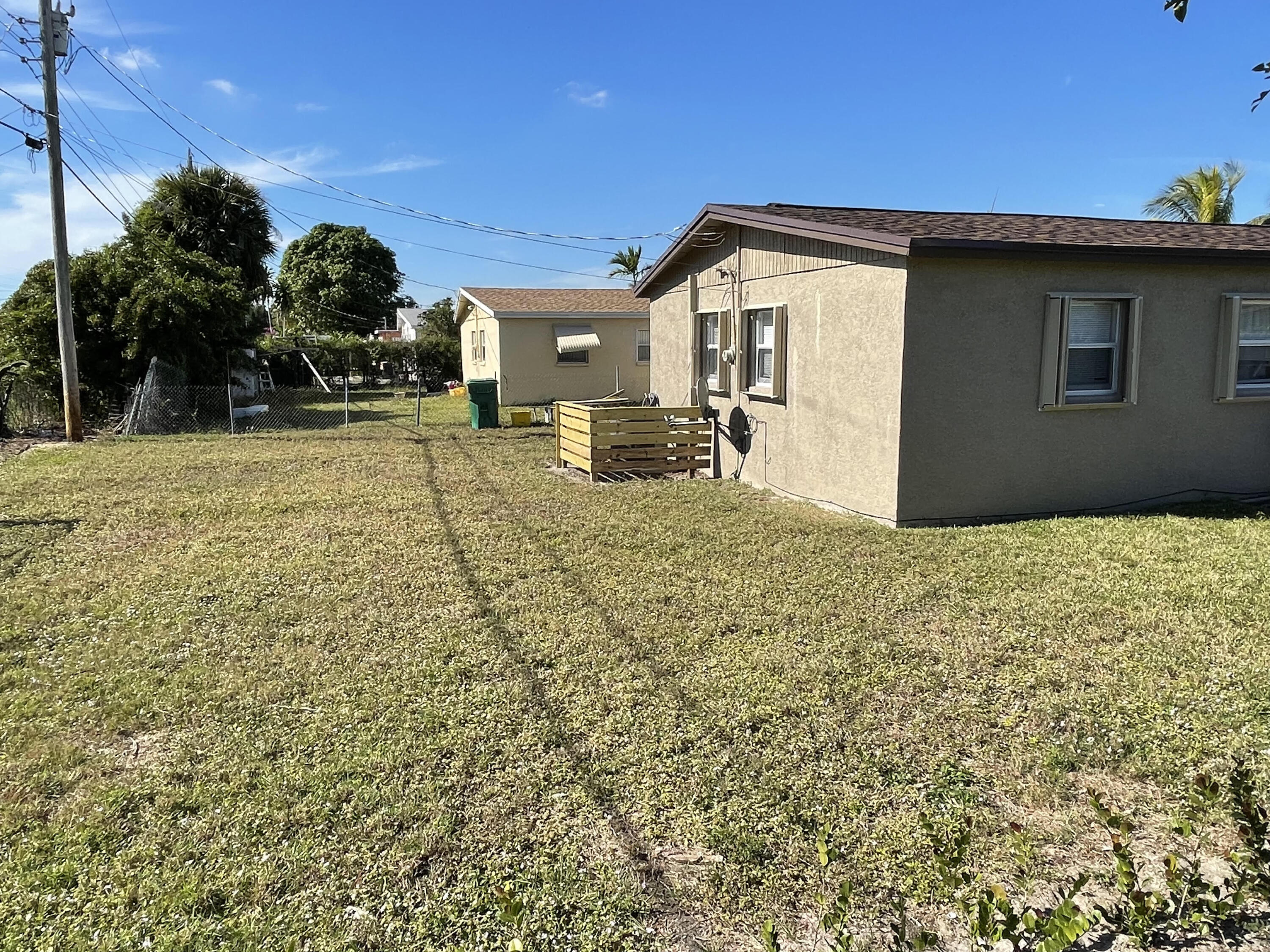 1211 West 2nd Street Riviera Beach, FL 33404 - Photo 28 of 30 MLS BACKYARD