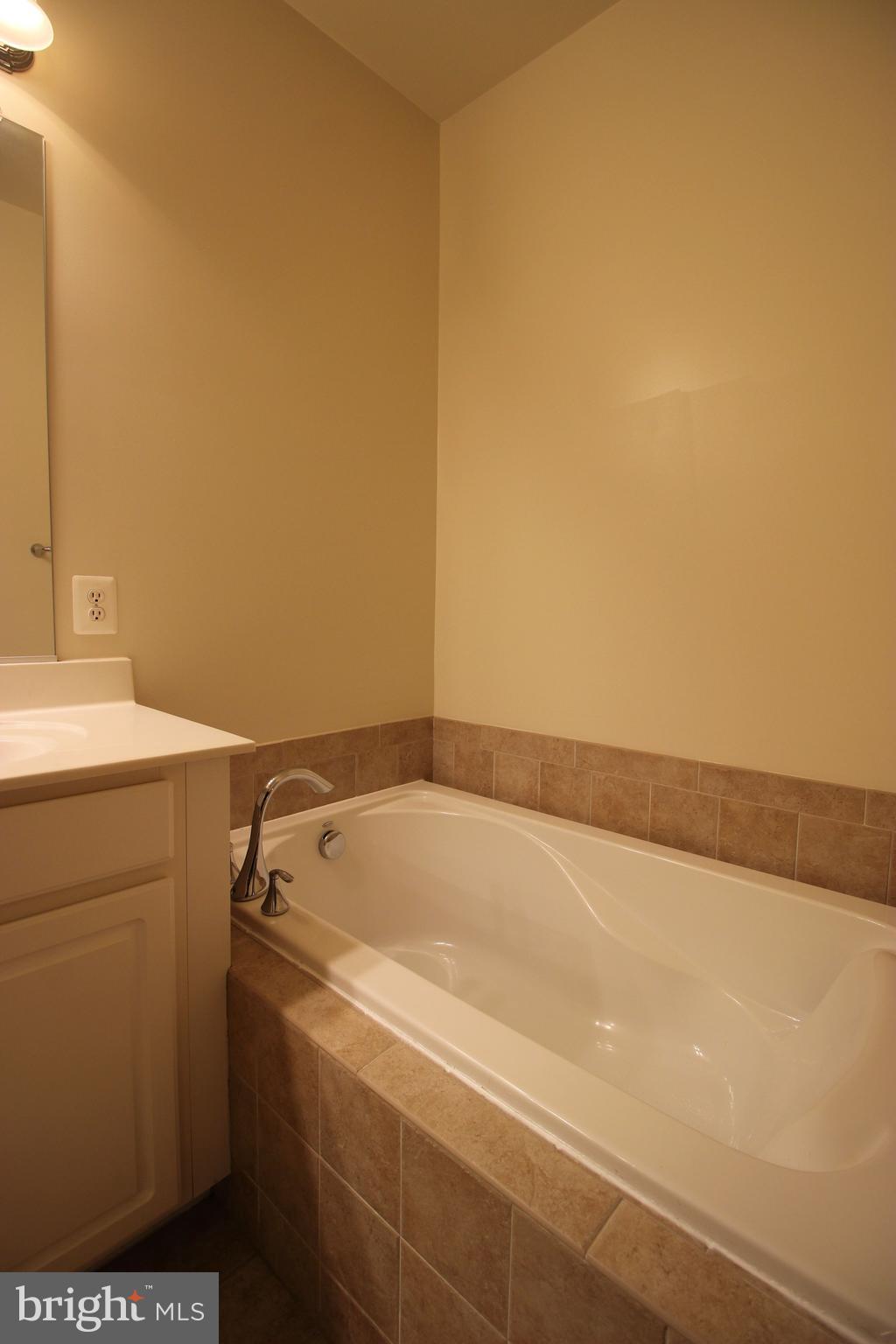 13608 Dover Cliffs Place Germantown, MD 20874 - Photo 28 of 35