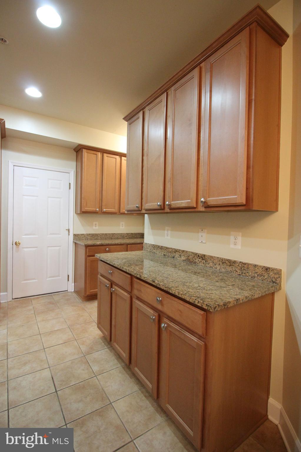 13608 Dover Cliffs Place Germantown, MD 20874 - Photo 9 of 35