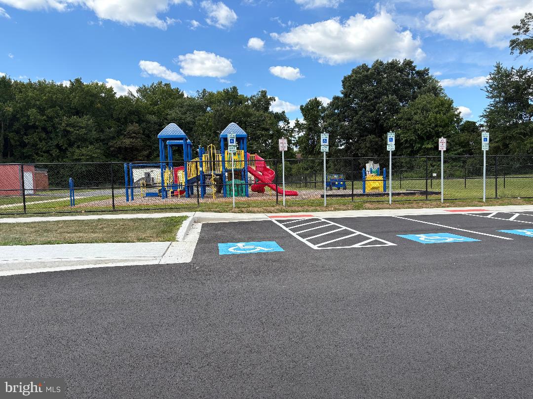 930 Edmund Street Aberdeen, MD 21001 - Photo 60 of 61 a view of a basketball court
