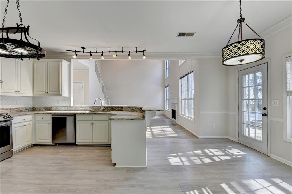 225 Ruby Forest Parkway Suwanee, GA 30024 - Photo 31 of 73