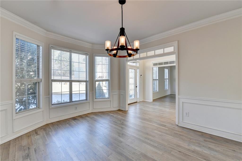 225 Ruby Forest Parkway Suwanee, GA 30024 - Photo 10 of 73