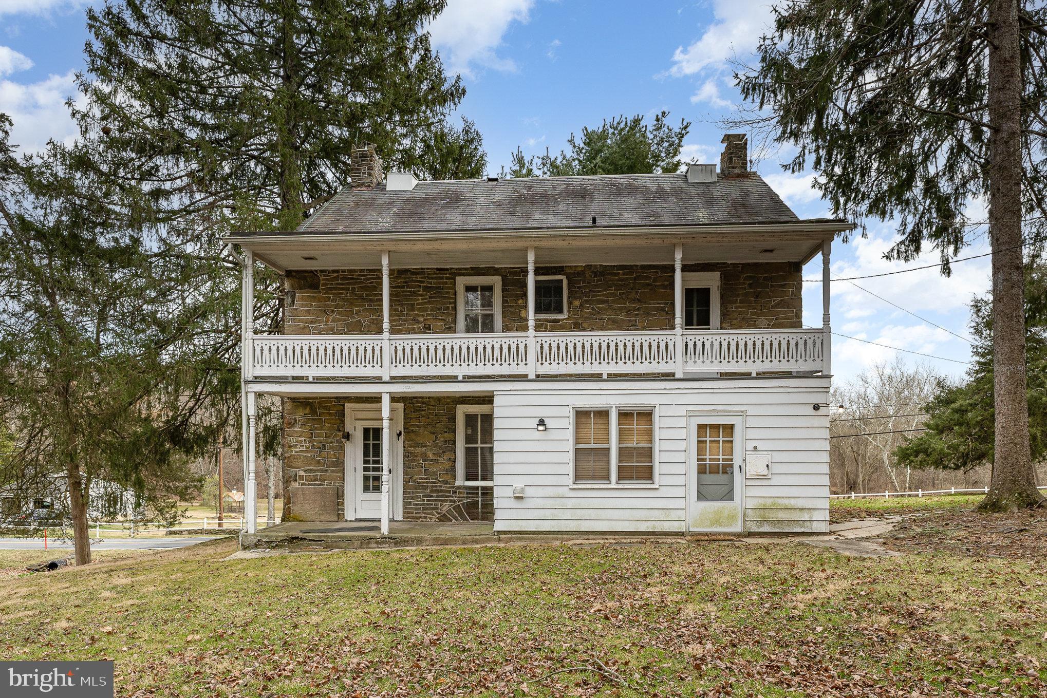 2500 Doehne Road Harrisburg, PA 17110 - Photo 25 of 42 a front view of a house with a yard