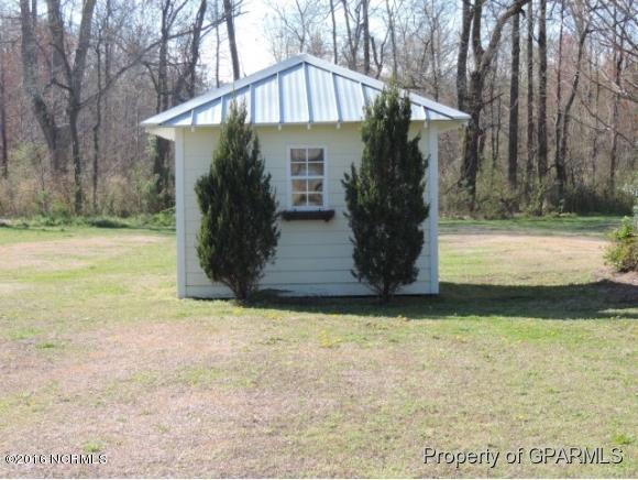 613 Academy Heights Road Kinston, NC 28504 - Photo 18 of 49 storage building