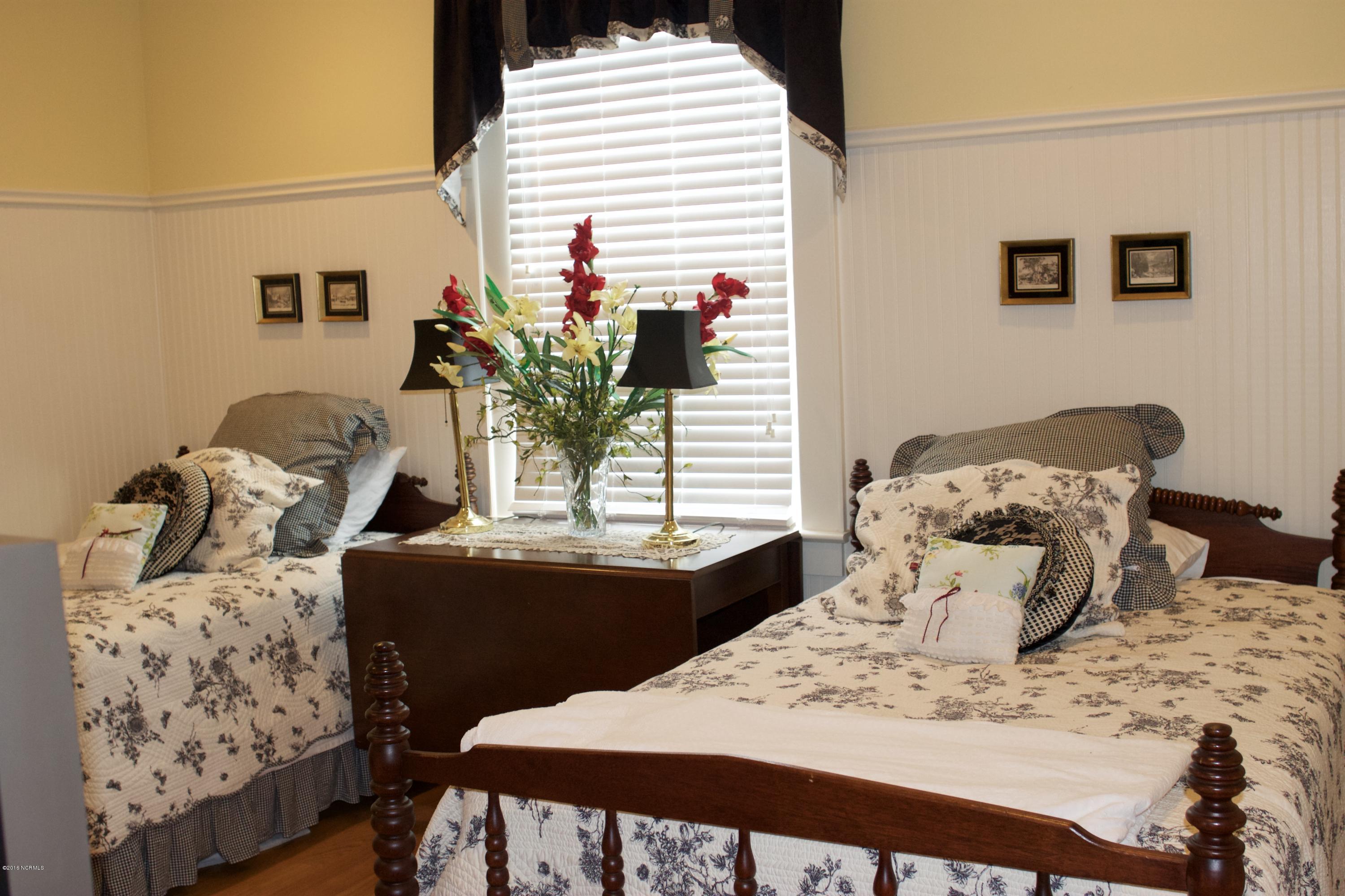613 Academy Heights Road Kinston, NC 28504 - Photo 44 of 49 IMG_1931