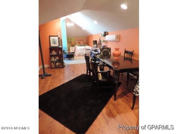 613 Academy Heights Road Kinston, NC 28504 - Photo 10 of 49 Dinning area upstairs