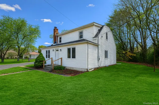 $599,999 | 1932 Joshuas Path, Central Islip, NY 11722