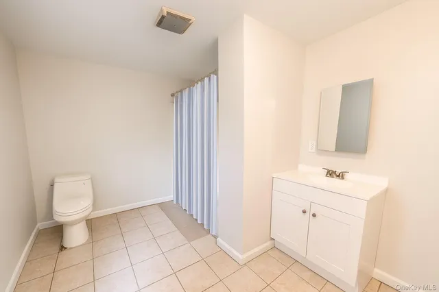 $599,999 | 1932 Joshuas Path, Central Islip, NY 11722