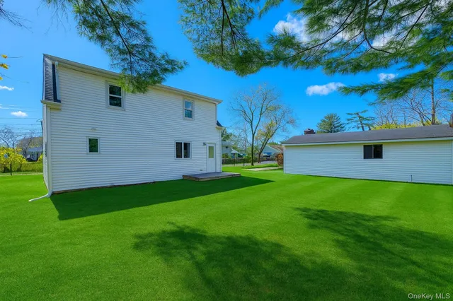 $599,999 | 1932 Joshuas Path, Central Islip, NY 11722