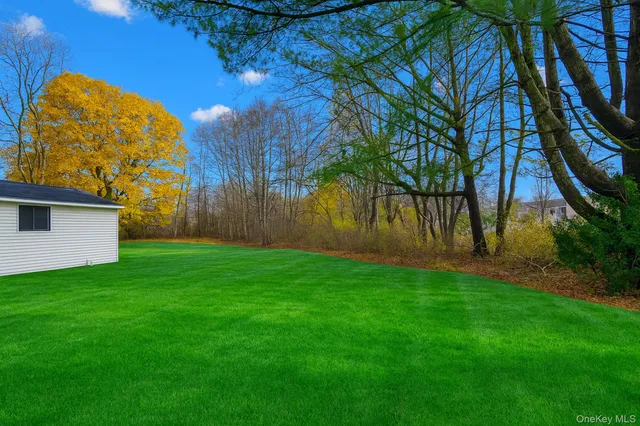 $599,999 | 1932 Joshuas Path, Central Islip, NY 11722