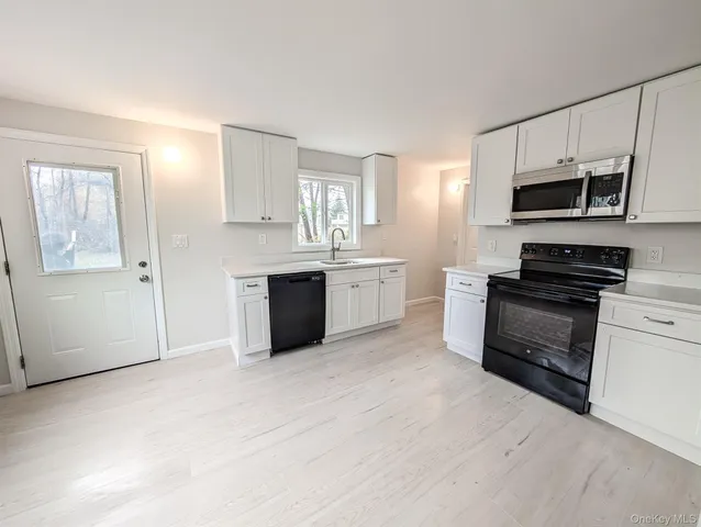 $599,999 | 1932 Joshuas Path, Central Islip, NY 11722