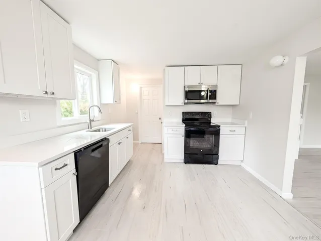 $599,999 | 1932 Joshuas Path, Central Islip, NY 11722