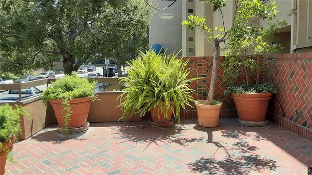 $515,000 | 424 Oak Street, Unit 334, Glendale, CA 91204