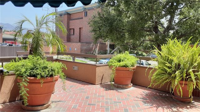 $515,000 | 424 Oak Street, Unit 334, Glendale, CA 91204