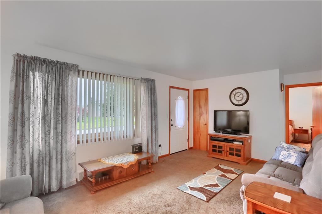 1211 Gale Street New Castle, PA 16101 - Photo 11 of 31