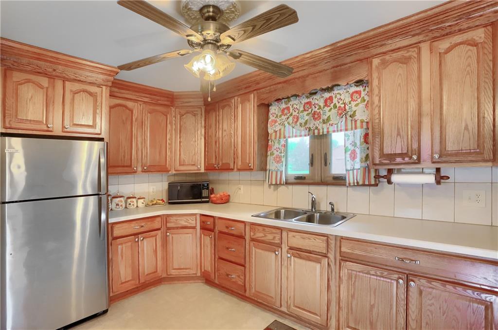 1211 Gale Street New Castle, PA 16101 - Photo 15 of 31