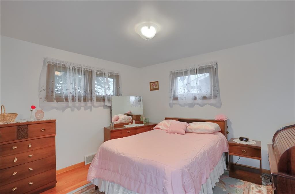 1211 Gale Street New Castle, PA 16101 - Photo 23 of 31
