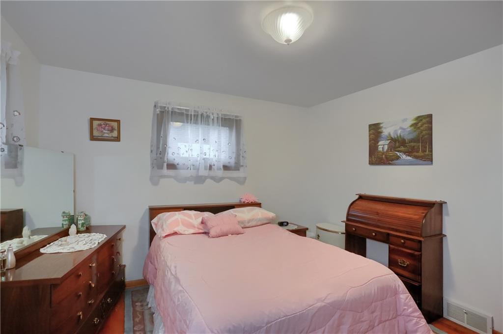 1211 Gale Street New Castle, PA 16101 - Photo 24 of 31