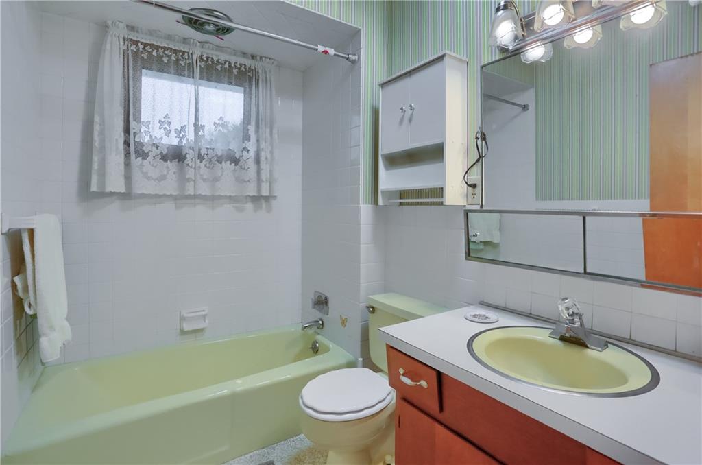 1211 Gale Street New Castle, PA 16101 - Photo 26 of 31