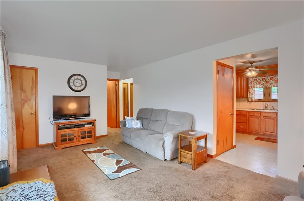 1211 Gale Street New Castle, PA 16101 - Photo 9 of 31