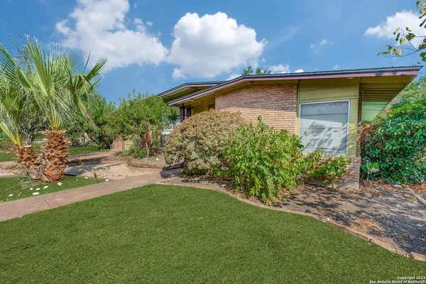 $1,895 | 123 Westchester Drive, San Antonio, TX 78217