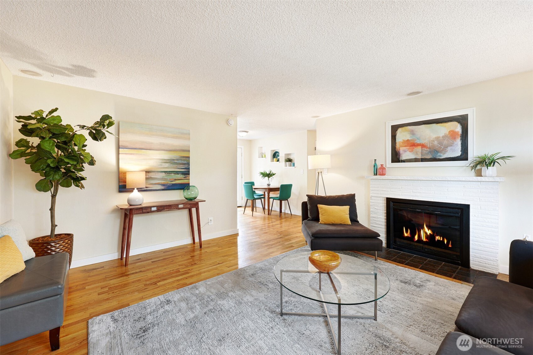 8005 220th Street Southwest Edmonds, WA 98026 - Photo 4 of 32