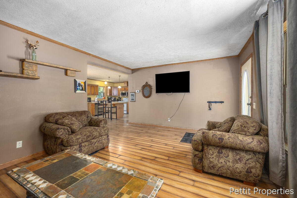 2481 Bauer Road Jenison, MI 49428 - Photo 5 of 30 2481-Bauer_005