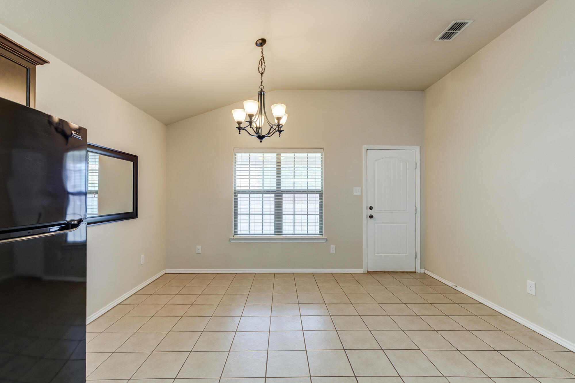 6925 95th Street Lubbock, TX 79424 - Photo 9 of 26 DSC01227_28_29_30_31