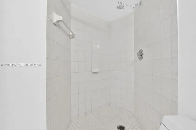 $699,950 | 1688 West Avenue, Unit 602, Miami Beach, FL 33139