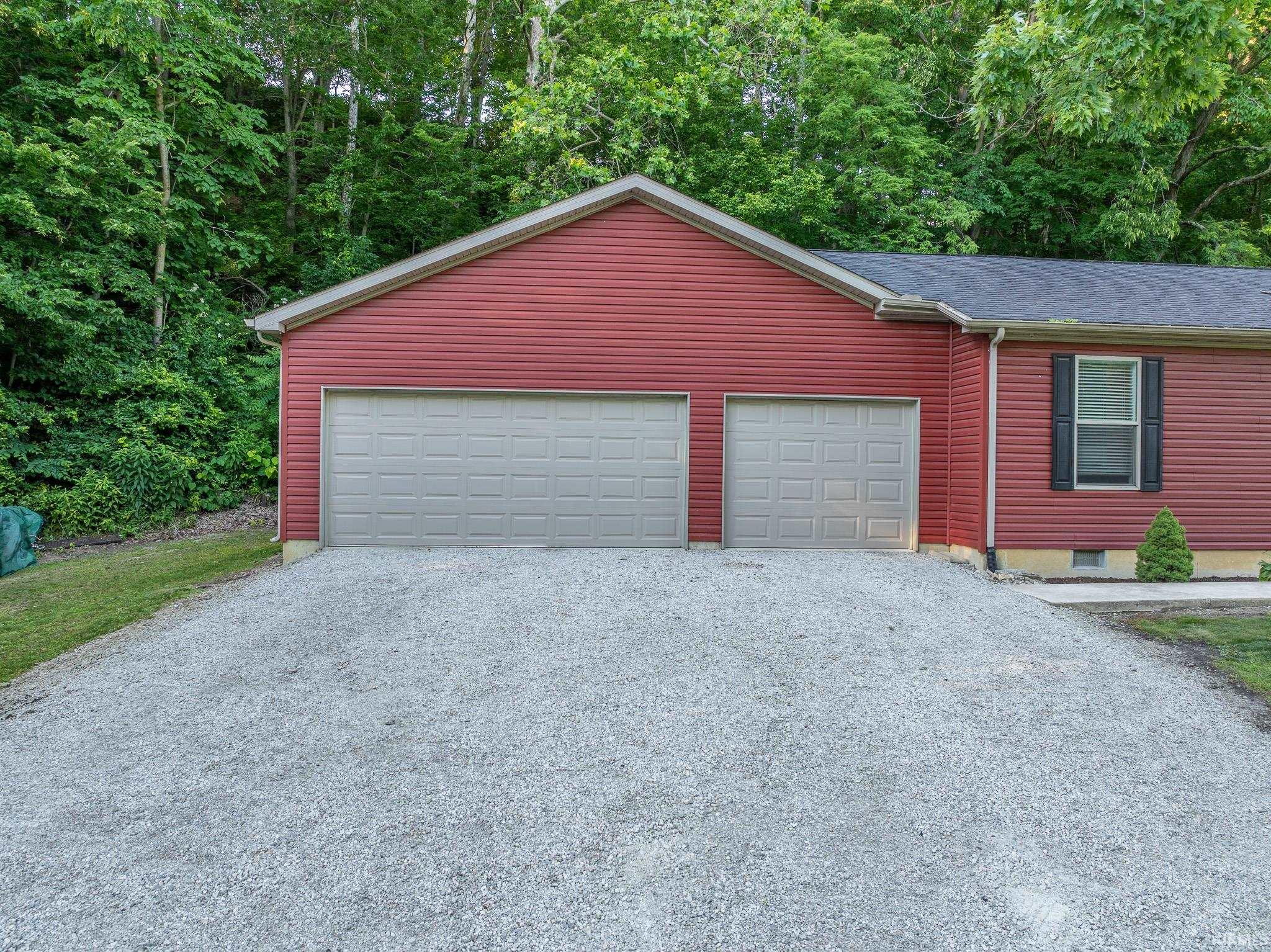 2689 South Old St Road Wabash, IN 46992 - Photo 3 of 39