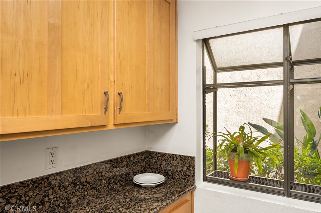 179 Pineview Irvine, CA 92620 - Photo 24 of 51 Front bay window.