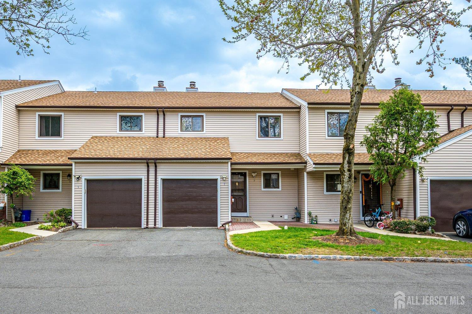 7 Lily Court Edison, NJ 08820 - Photo 1 of 32 front view of a house with a yard
