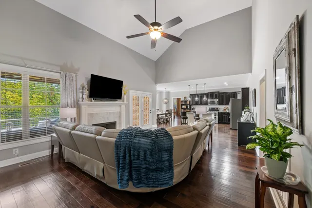 $944,900 | 117 Vaughan Street, Gallatin, TN 37066