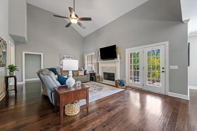 $944,900 | 117 Vaughan Street, Gallatin, TN 37066