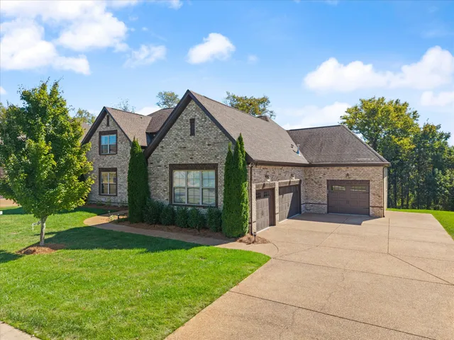 $944,900 | 117 Vaughan Street, Gallatin, TN 37066