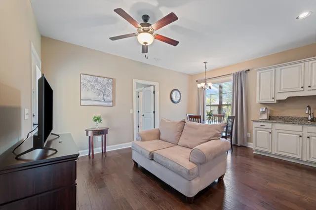 $944,900 | 117 Vaughan Street, Gallatin, TN 37066