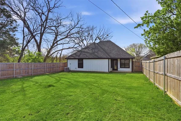 $219,000 | 1523 West Bond Street, Denison, TX 75020