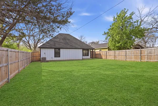 $219,000 | 1523 West Bond Street, Denison, TX 75020