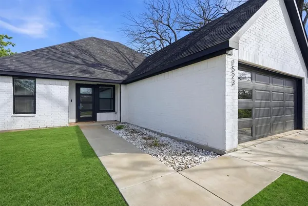 $219,000 | 1523 West Bond Street, Denison, TX 75020