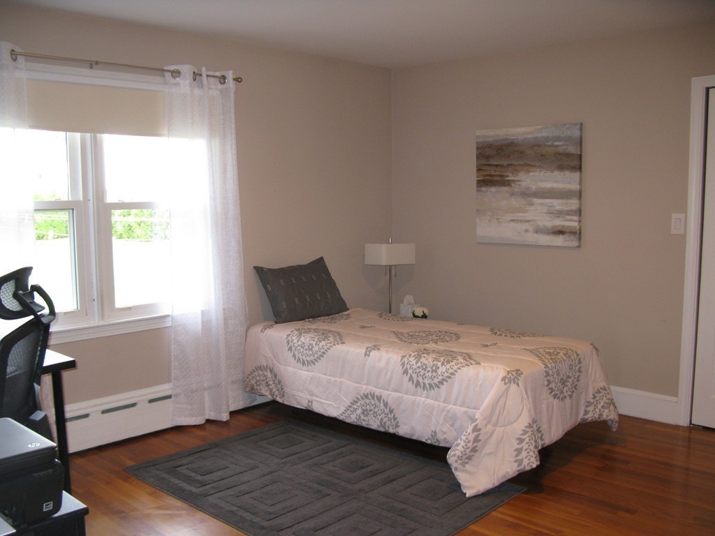 397 Gardners Neck Road Swansea, MA 02777 - Photo 12 of 19 Gallery Image 12