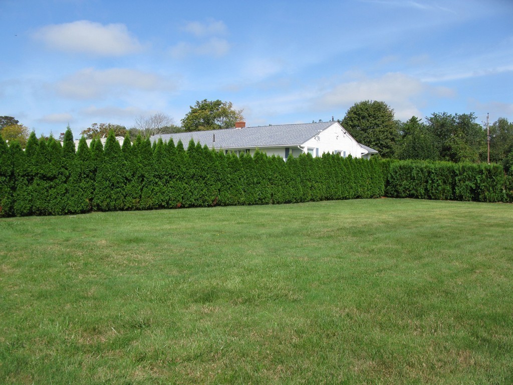 397 Gardners Neck Road Swansea, MA 02777 - Photo 19 of 19 Gallery Image 19