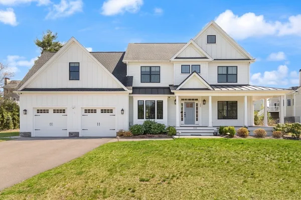 $1,449,900 | 300 Lafayette Avenue, Wrentham, MA 02093
