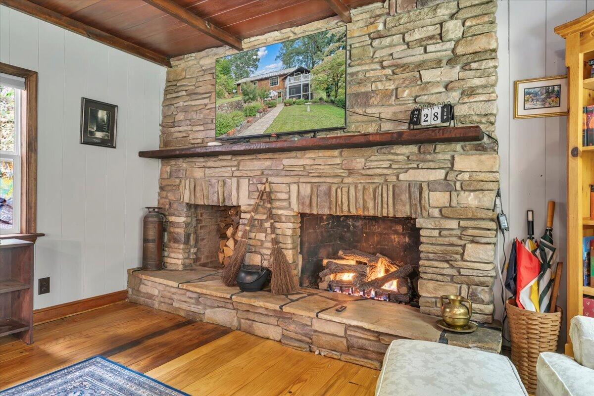 7965 Franklin Road Boones Mill, VA 24065 - Photo 5 of 114 059-MIB09259