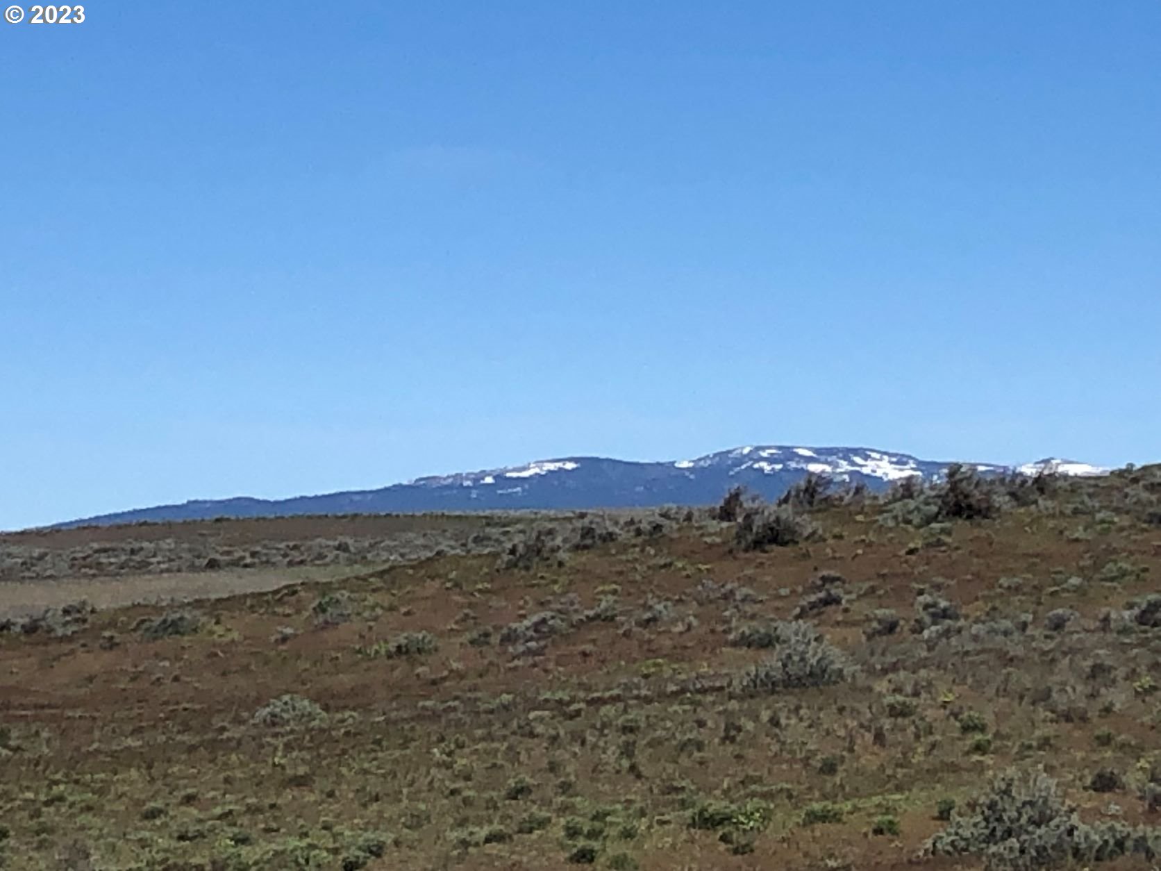 Lightening Lane Goldendale, WA 98620 - Photo 21 of 37 a view of mountain and an ocean