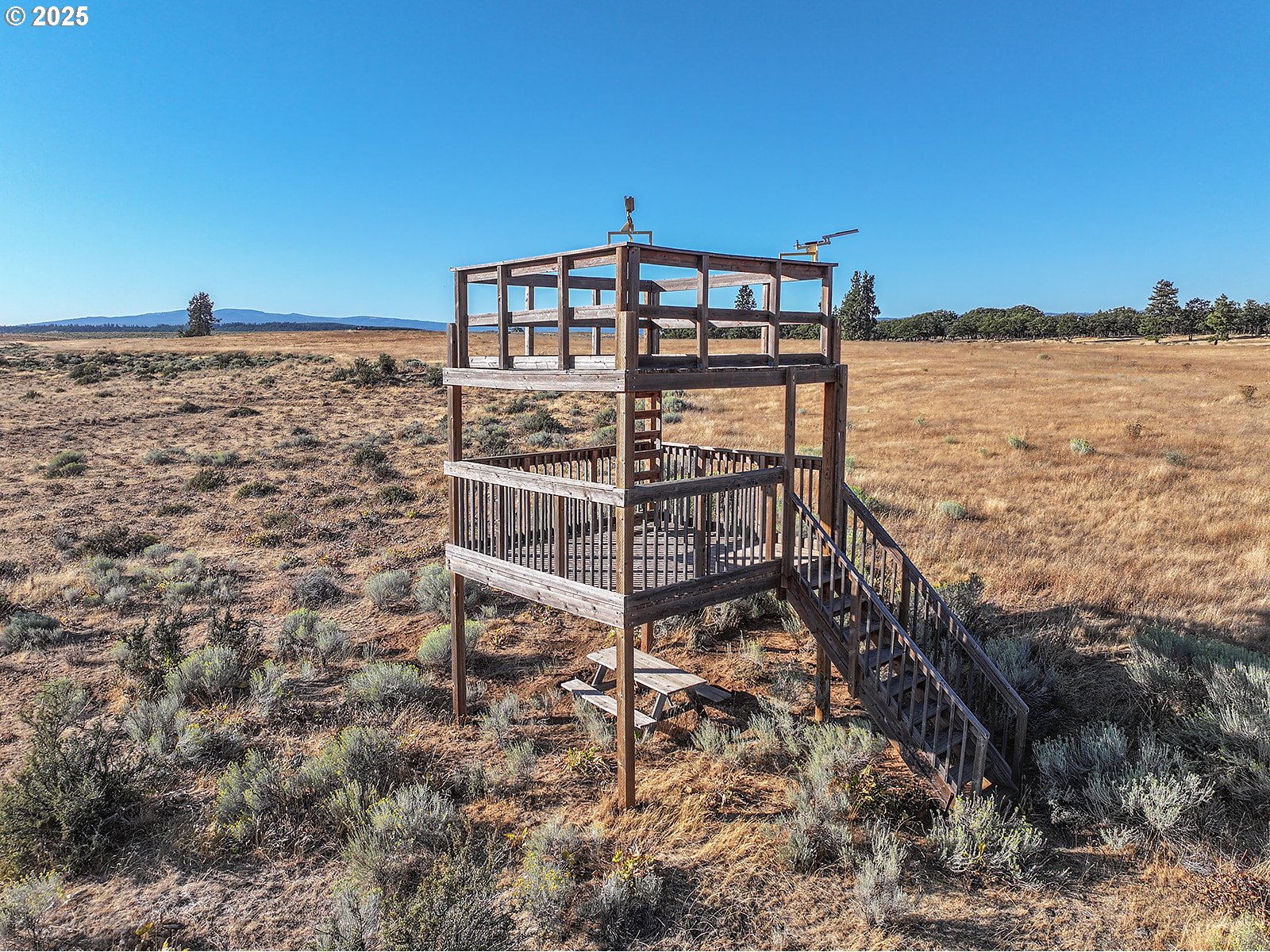 Lightening Lane Goldendale, WA 98620 - Photo 34 of 37 a view of a balcony with an ocean view