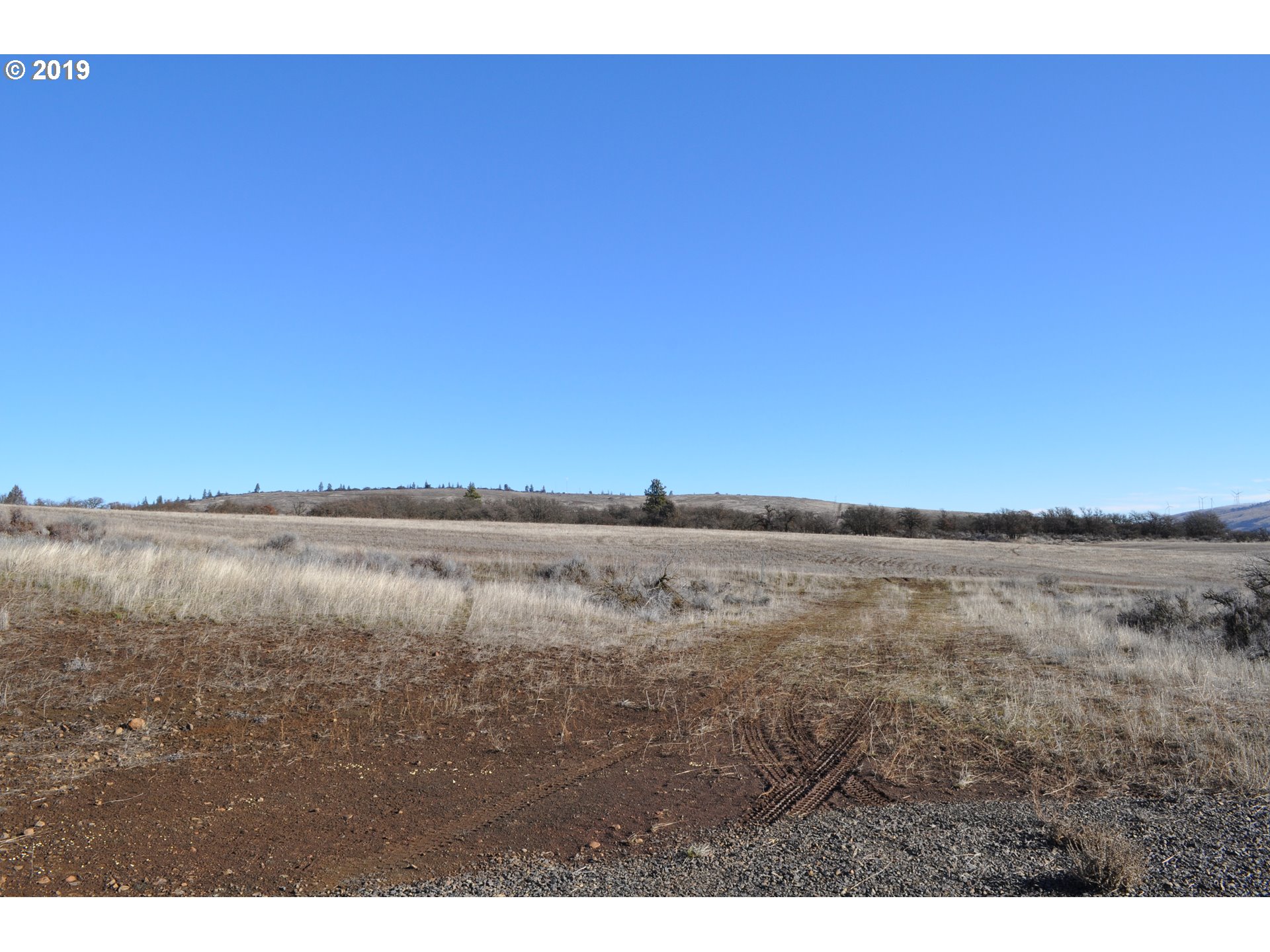 Lightening Lane Goldendale, WA 98620 - Photo 10 of 37 a view of lake and mountain